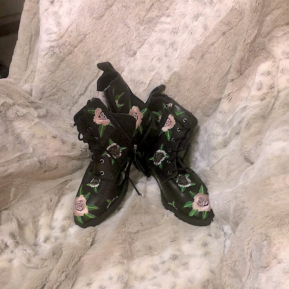 Leather boots